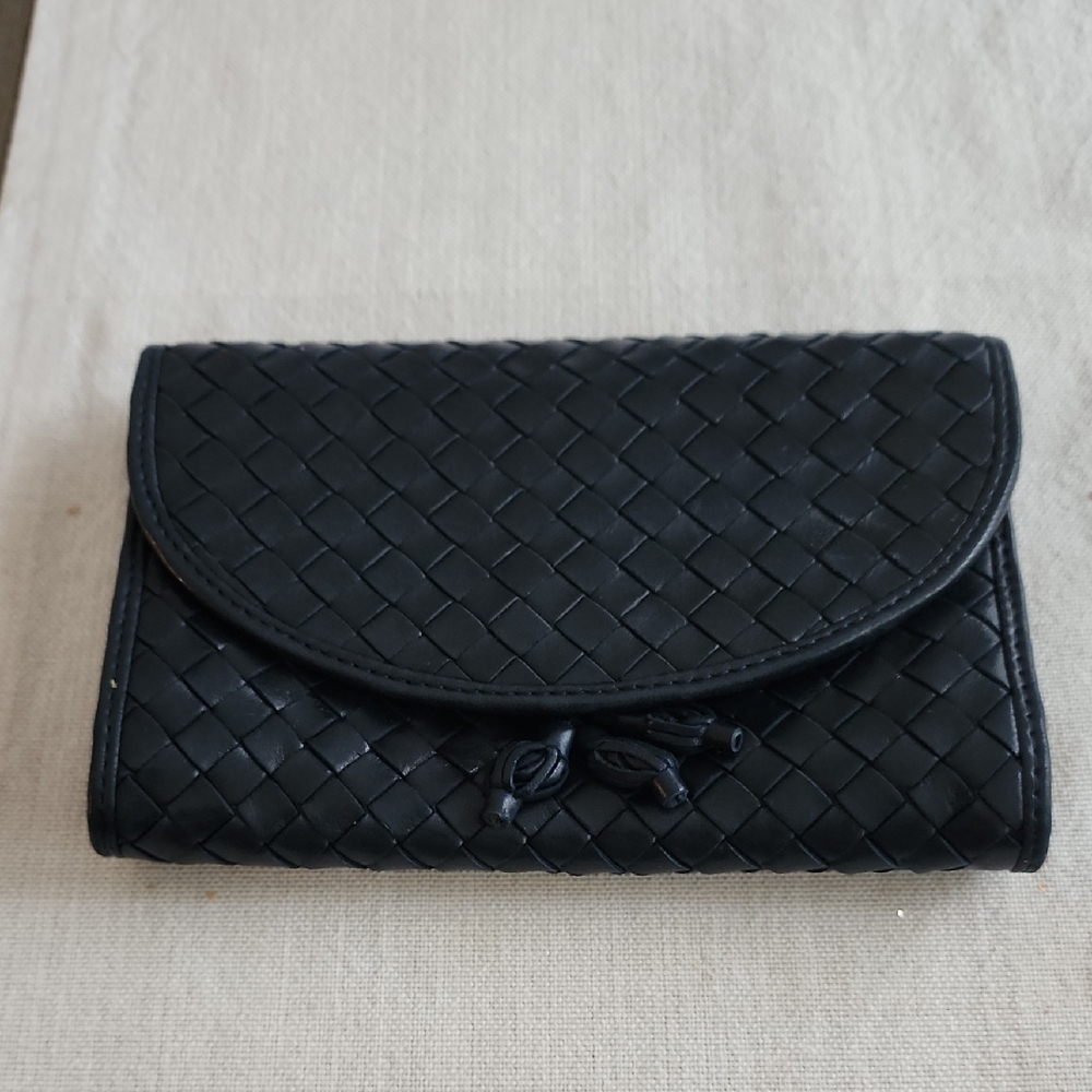 Bottega Veneta Intrecciato Navy Blue Woven Leather Clutch